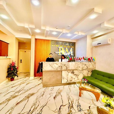 Royal Meridien Hotel Bakoe Buitenkant foto