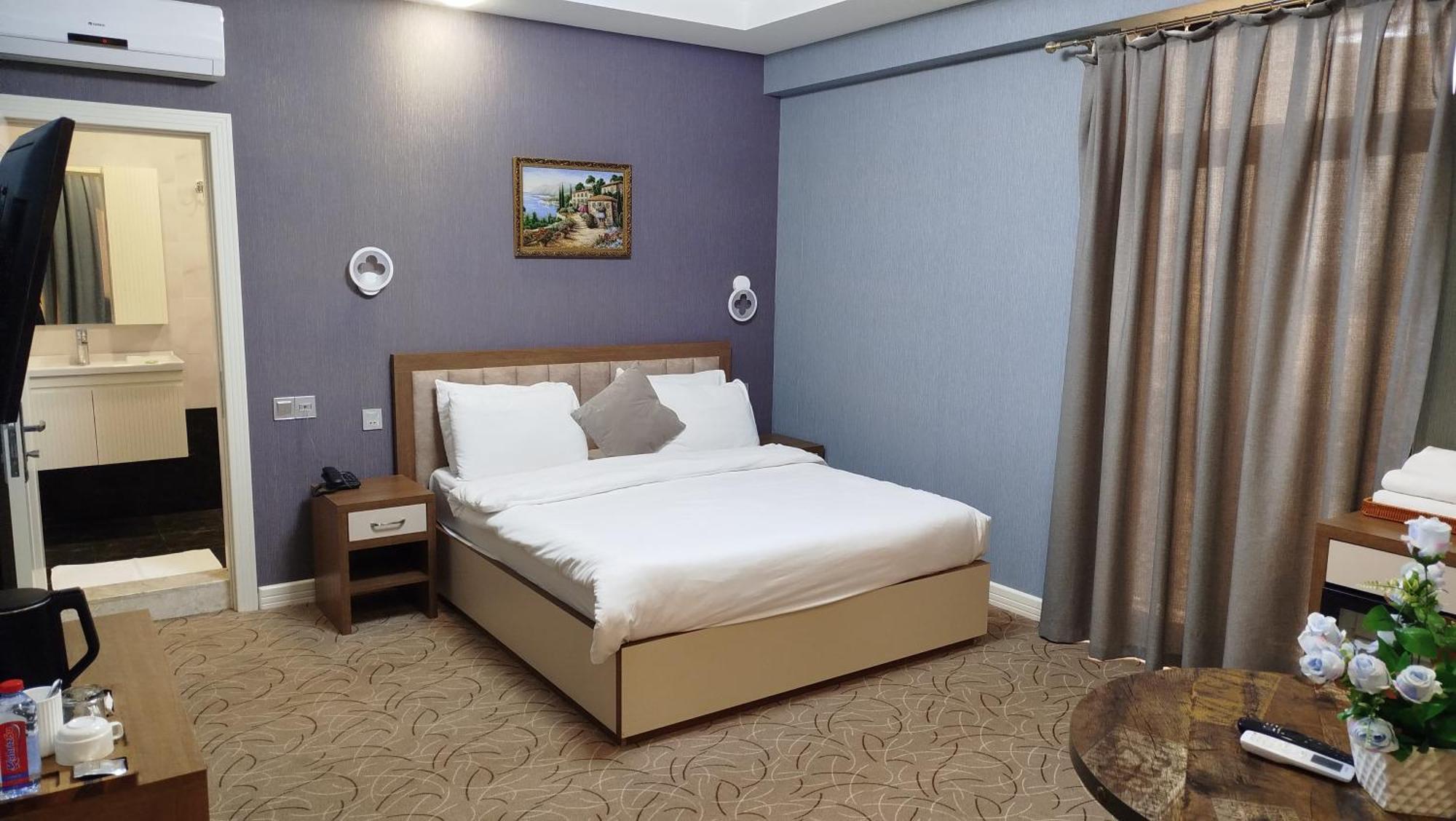 Royal Meridien Hotel Bakoe Buitenkant foto